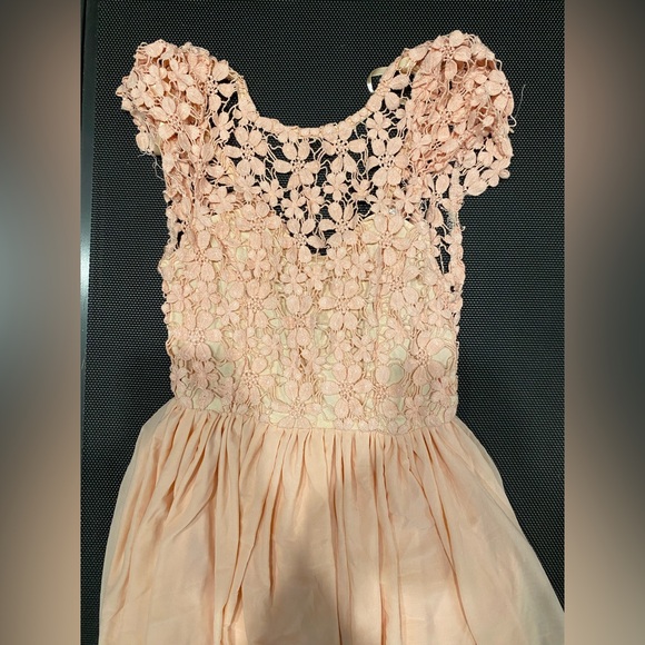 Xenia dress - Picture 1 of 5